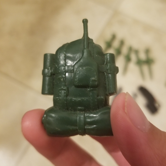 Gi Joe accessories loose lot rocket gun weapon unknown vintage read - Picture 12 of 12